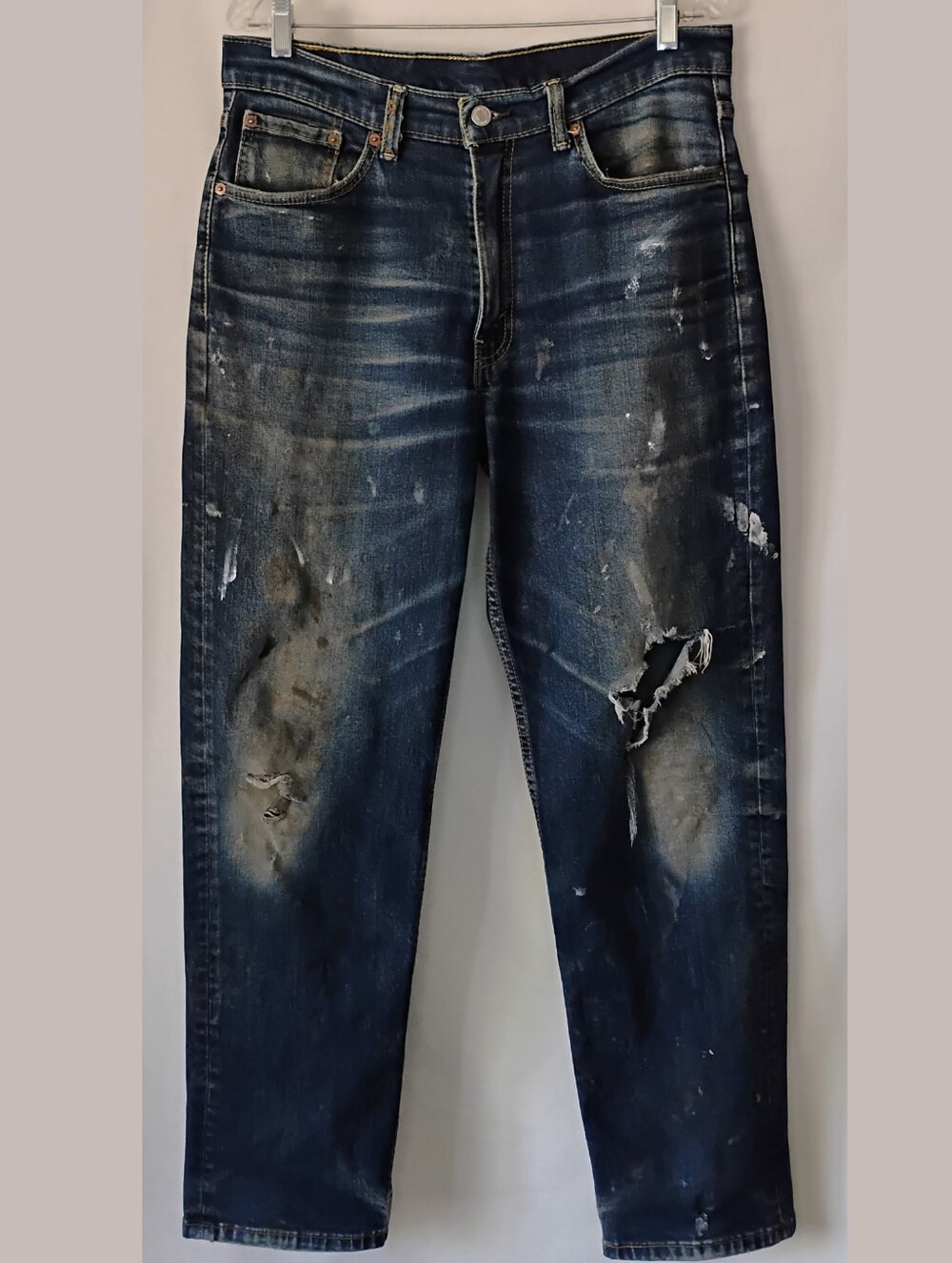 Levi's 550 Men's Size 34 32 Jeans Worn Thrashed Destroyed Painters Stains Grunge